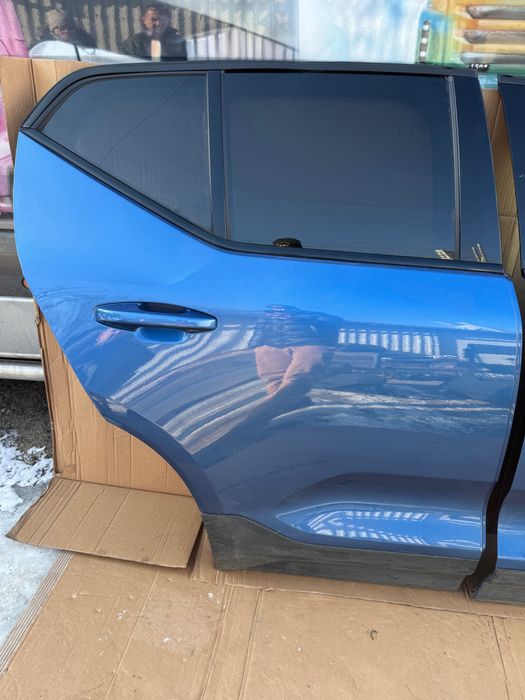 Drzwi Volvo xc40 kolor 720