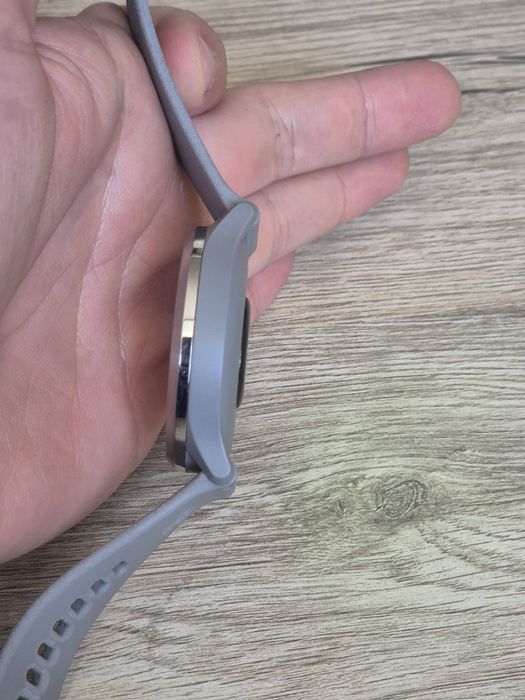Garmin Vivomove 3 идеал состояние