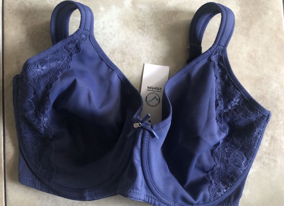 Biustonosz damski odciążający miękki fiszbiny szerokie ramiączka 90 D