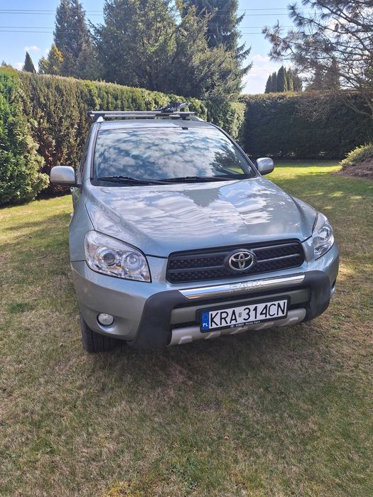 Toyota RAV-4 2.2 diesel 2007 rok