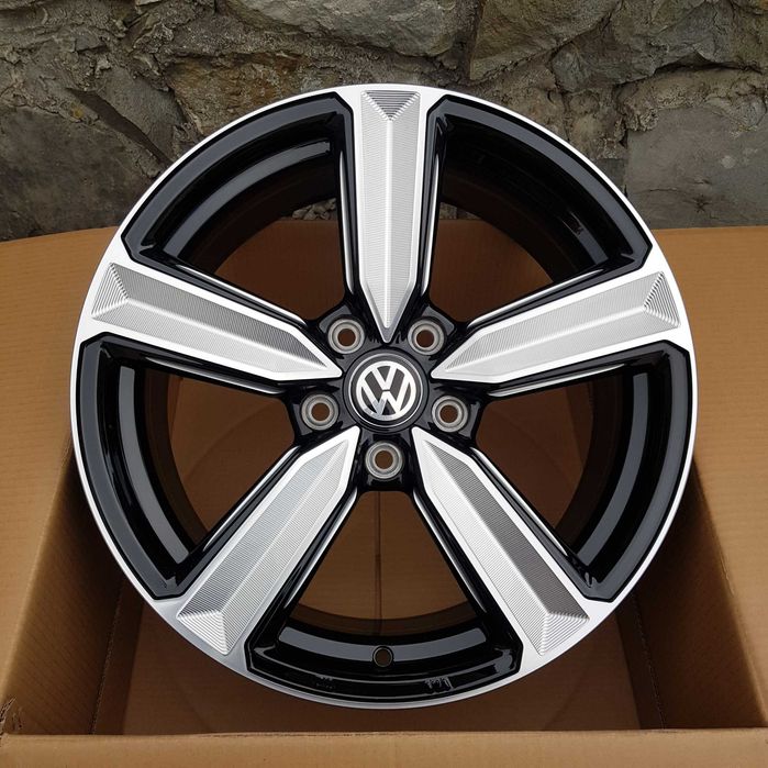 Диски НОВІ R17 VW 5x112  Passat CC A3 A4 A6 Q5  Skoda Superb