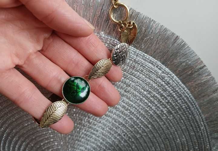 Bransoletka w stylu boho motyw lisci zielone