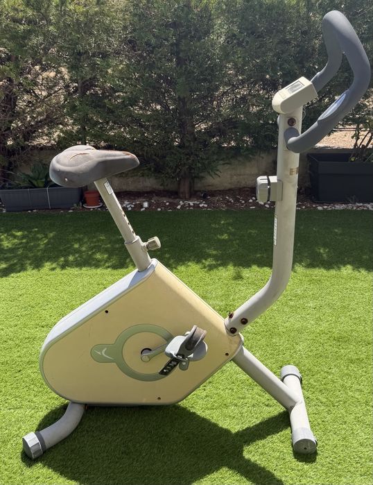 Bicicleta estatica Decatlon