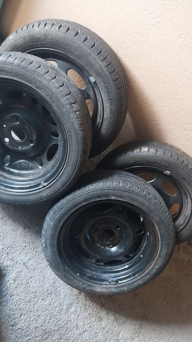 Pneus com jantes para smart