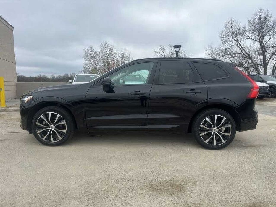 Volvo Xc60      2023