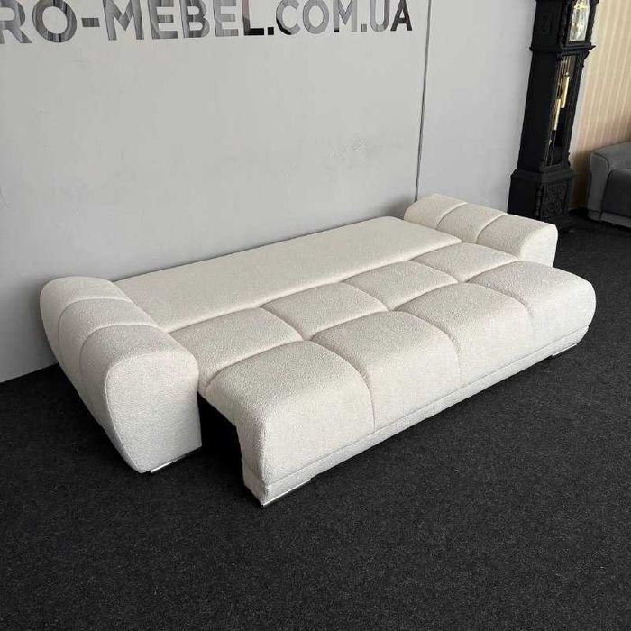 Прямий розкладний диван в тканині