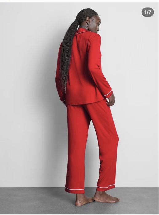 Жіночі піжами під VS