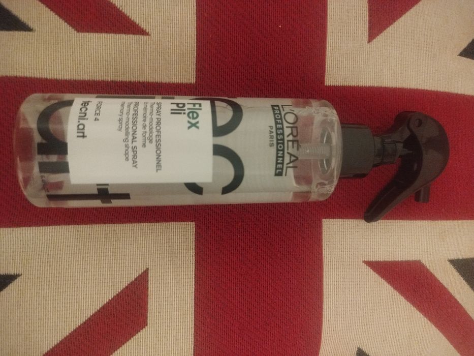 Spray utrwalający skręt bez spłukiwania, termoochrona