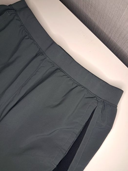 Мужские спортивные шорты Under Armour Launch 5 для зала тренировочные шорты андэр
