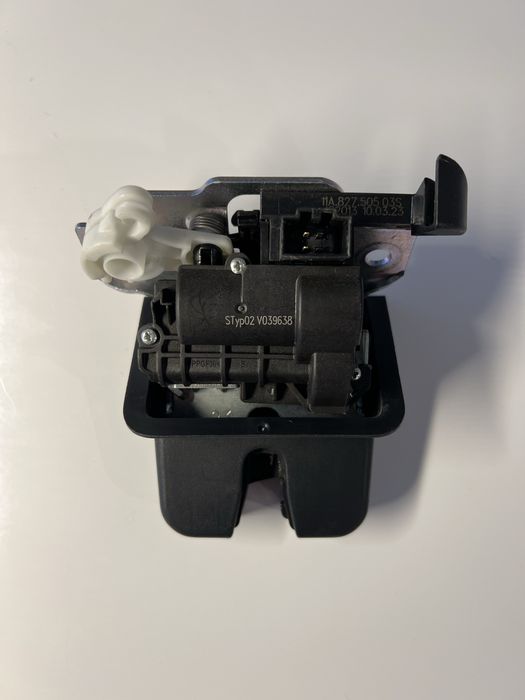 Замок vag ID4 11A.827.505 03S оригінал європа