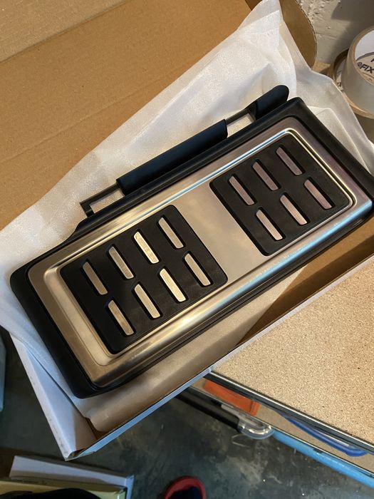 Podstopnica i pedały do Cupra Ateca