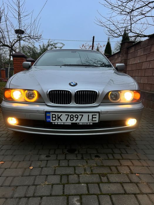 BMW e39 на запчастини або під відновлення