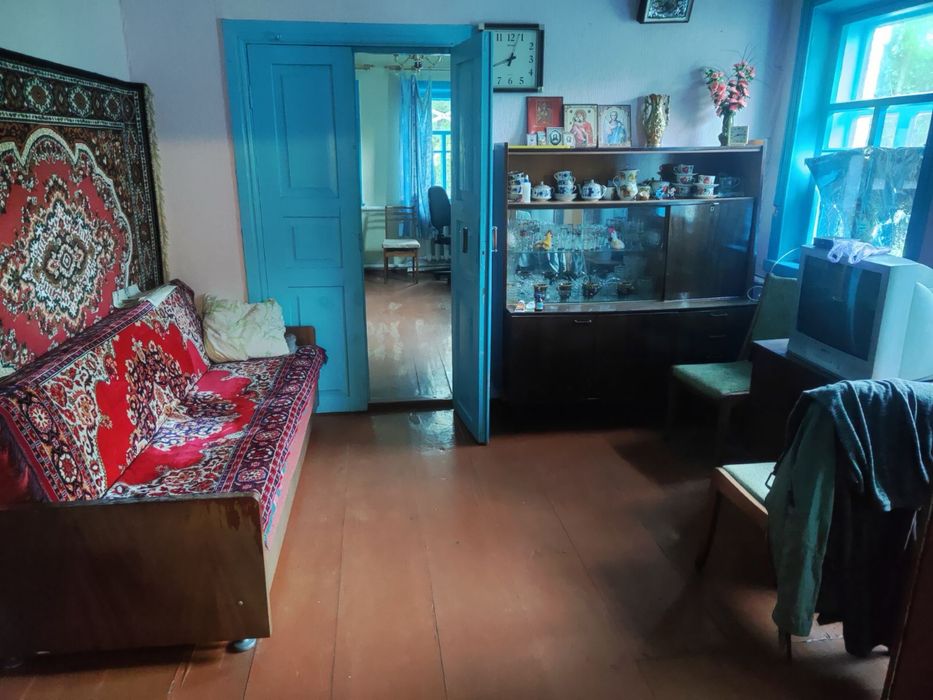 Продам будинок. 80 км від Києва. Село Термахівка