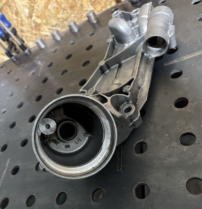 Заглушка клапана масляного стакана Opel Chevrolet 12992593, 93186324