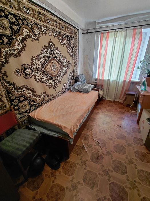 Оренда 4х кім кв.Космос (можно хлопцям)