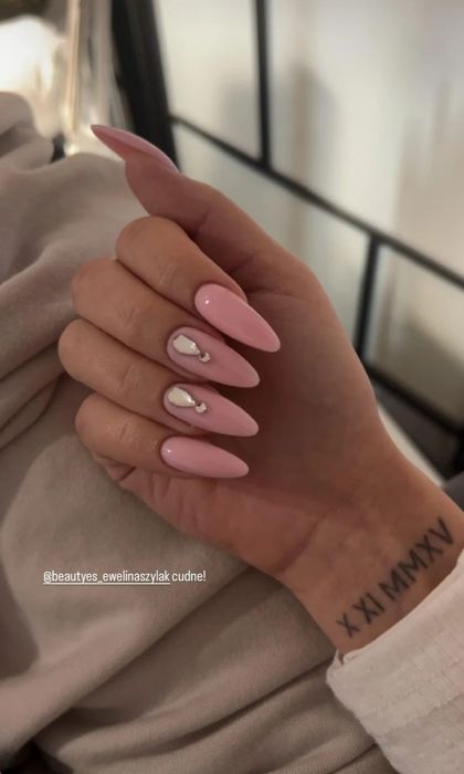 Paznokcie manicure pedicure Nowa Huta Mistrzejowice