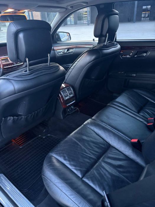 Mersedes-Benz w221 long 5.5 atmo 4matic 2007р