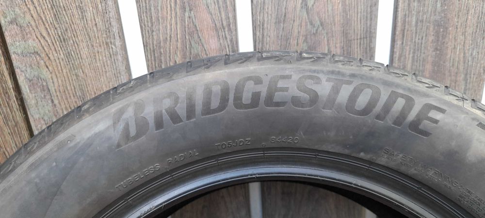 Opony letnie  Bridgestone  235/55 R17 H XL VW         103H