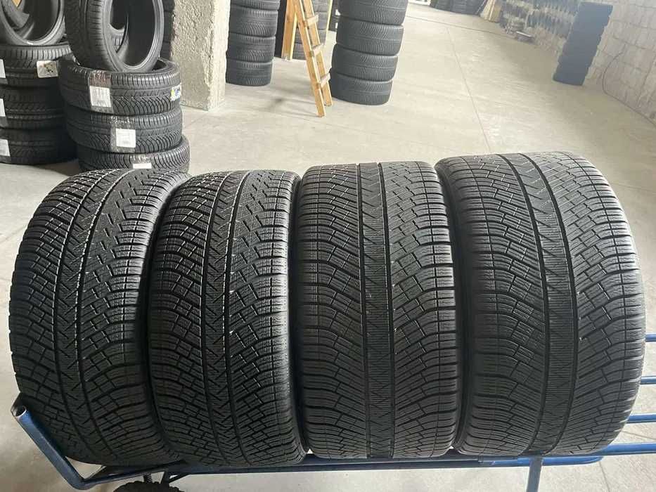 Купити різношорокий комплект шин гуми резини  275/35 R20 + 245/40 R20 доставка, гарантія. Професійний підбір оптимальних шин під ваші умови.