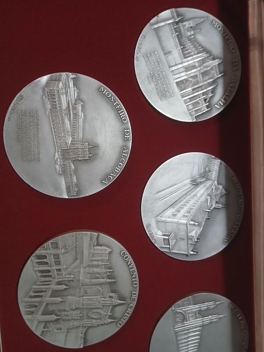 Medalhas monumentos Portugal Estanho