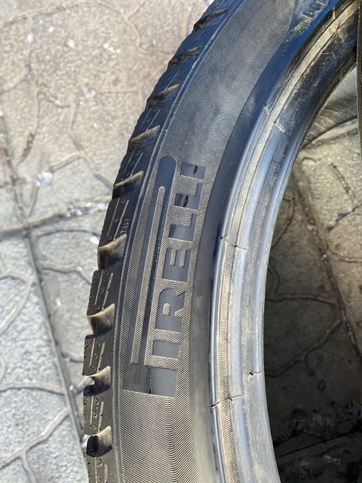 235/40/19 Pirelli 2021 7 мм зима!)