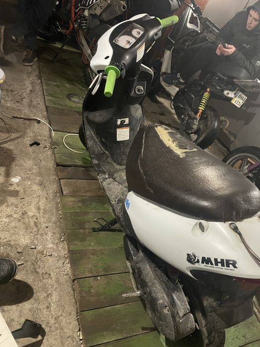 Suzuki lets 2 бабочка