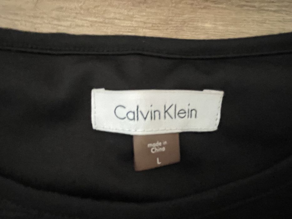 Czarna bluzka Calvin Klein
