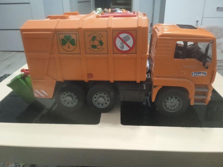 Sprzedam zabawki brudera