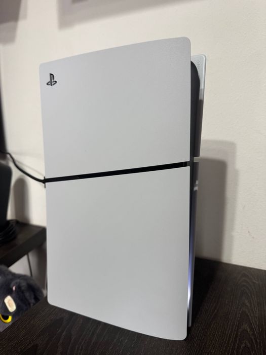 PlayStation 5 Digital Edition + drugi pad