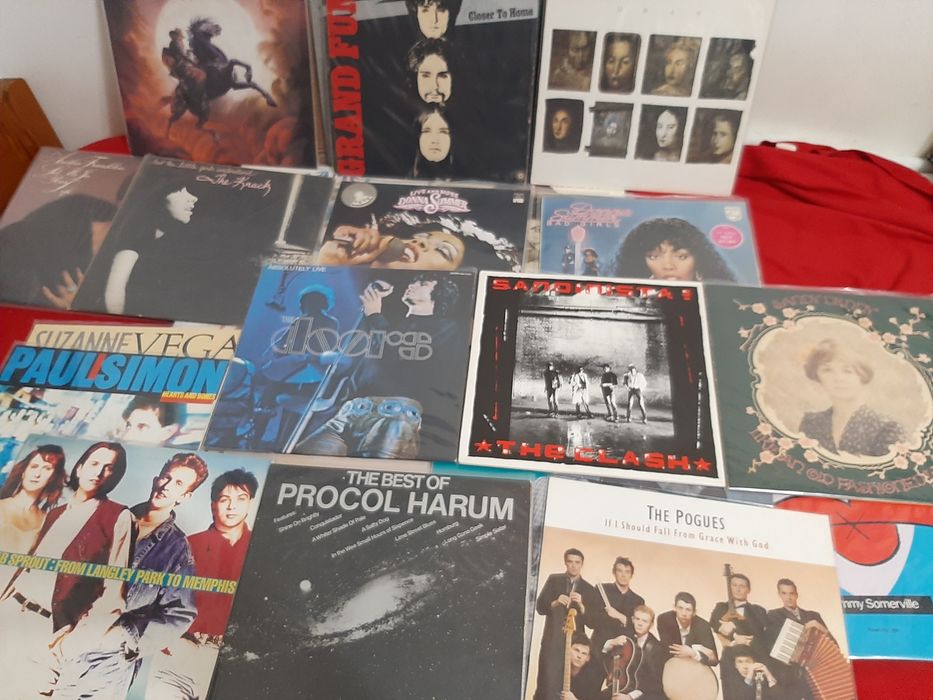 40 DISCOS VINIL vários estilos musicais