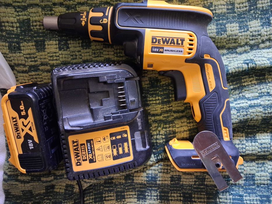 wkretarka do G-K DeWalt DCF620n18V XR Brushless+Akumulator5,0Ah+Ladowarka