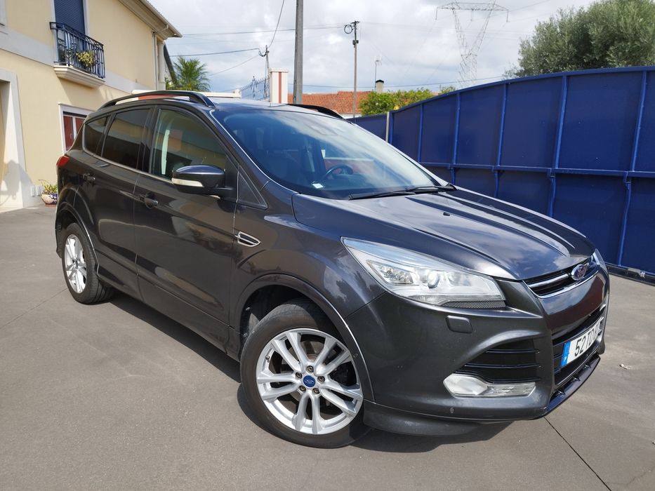 Ford Kuga Titanium 2.0 Duratorq TDCi 180 CV Automático – Tração Integral inteligente foto 2