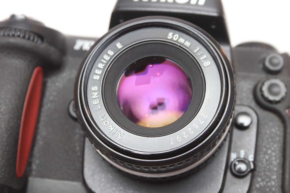 Nikon F100 + Nikon 1.8/50 E Series Stan idealny!