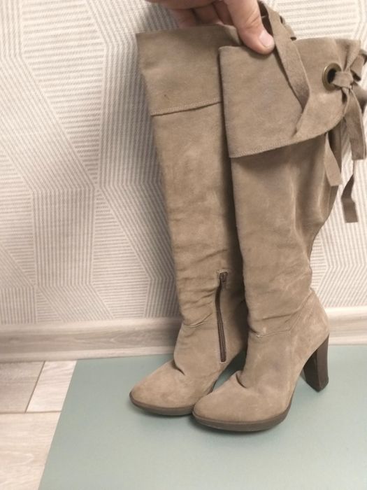 Шкіряні замшеві чоботи сапоги ITALY Cesare Rubini I
Made in Italy.