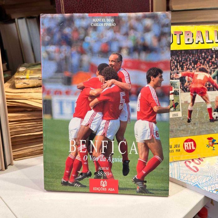 Benfica – O Voo da Águia | Álbum 88/89 | Manuel Dias e Carlos Pinhão | Edições ASA