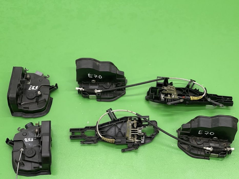 Замок двери БМВ Х5 Е53 Е70 Ф15 Ф25 Е83 BMW X5 E53 E70 F15 замки ручка