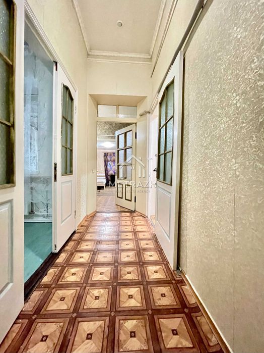 Продається простора 3-кімнатна квартира 84 м² в ЦЕНТРІ! (84120)