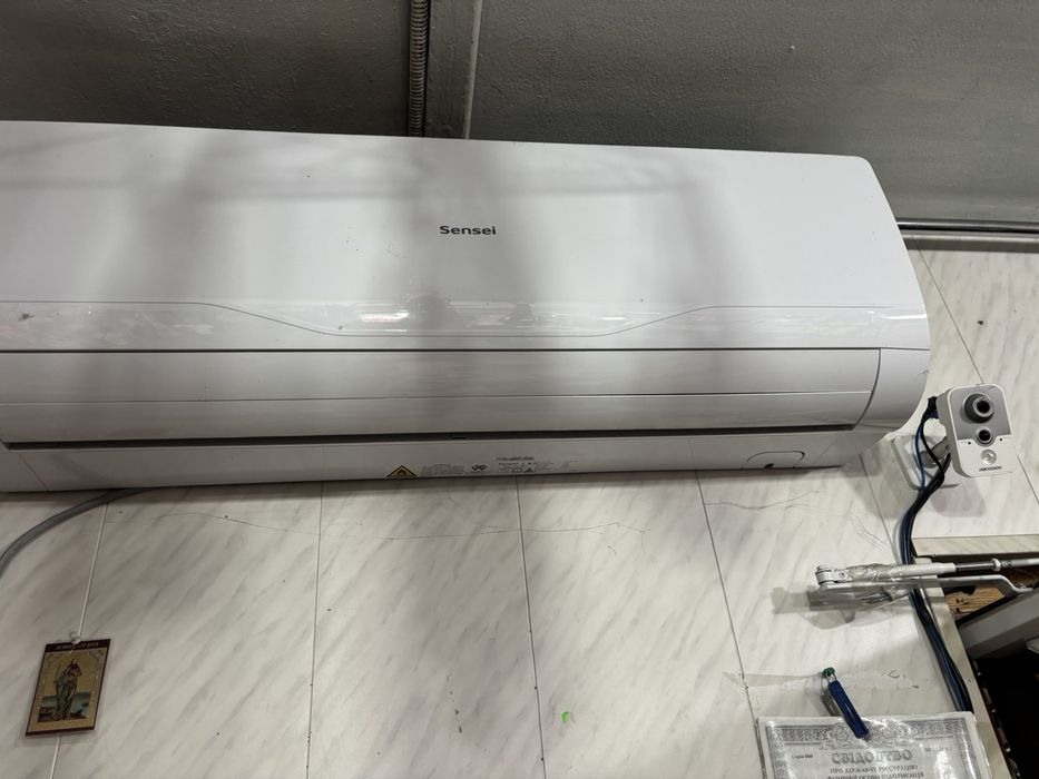 Кондиціонер Sensei SAC-18HRWE/I