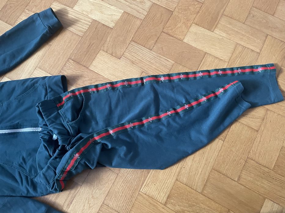 Спортивний костюм для дівчинки