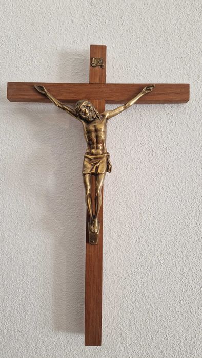 Crucifixo Madeira Dourado