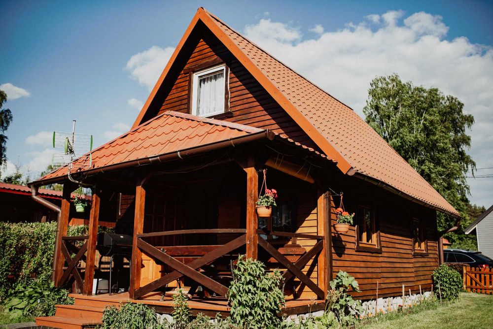 Domek letniskowy nad jeziorem z pomostem (20 km od Giżycka)