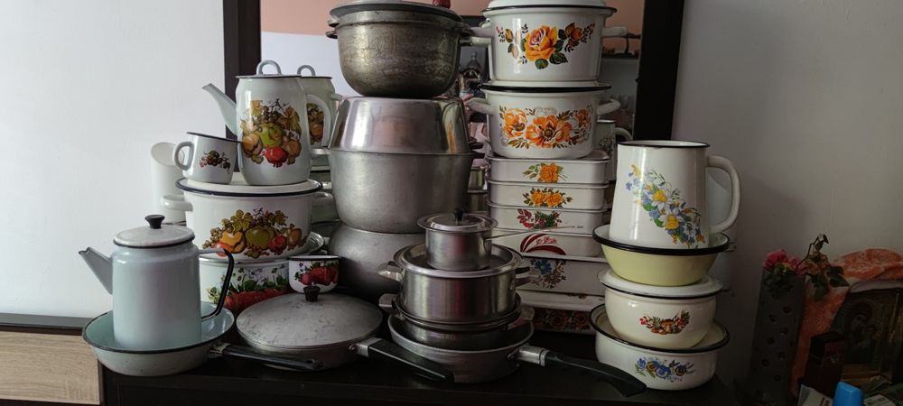 Кастрюля эмалированная . Судок для холодца. Чайник. Казанок.Котелок.