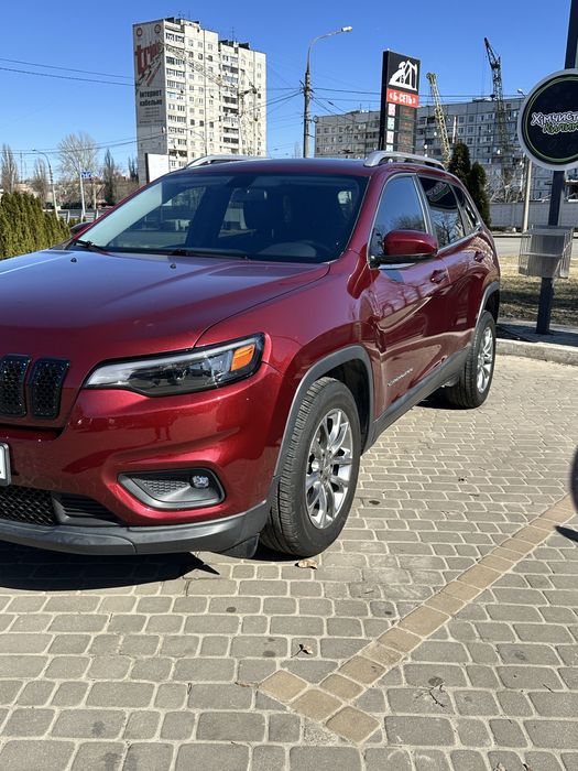 Продам Jeep Cherokee 2019