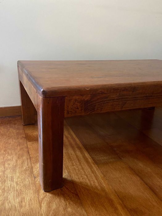 Mesa de centro/de Apoio em madeira maciça exótica com 1.10m x 0,70m