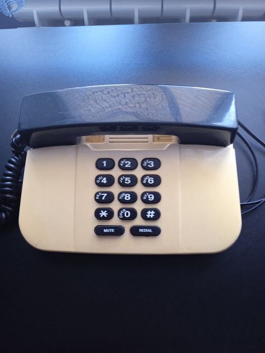 Телефон стаціонарний