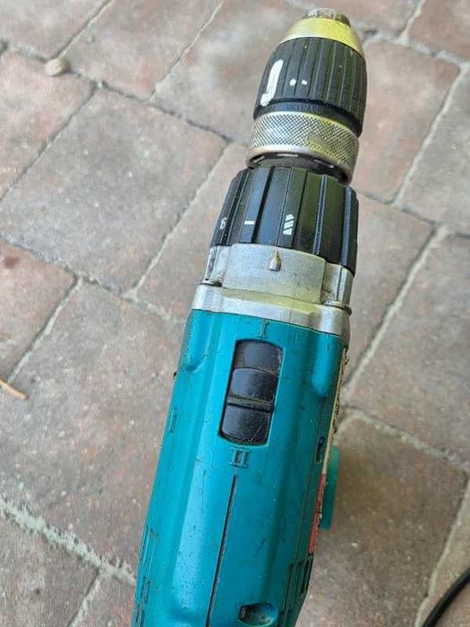 Wkrętarka Makita 6316D 12V + ładowarka DC1411