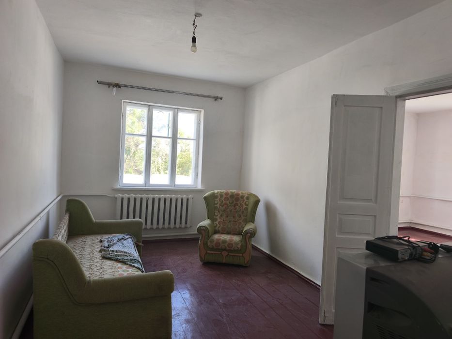 Продаж будинку в центрі Таращі