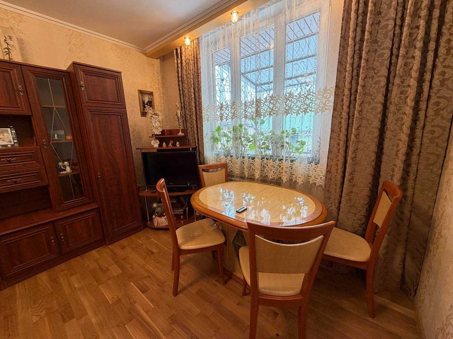 Продаж 1 кімнатної квартири, район "Бані" у м. Борислав!