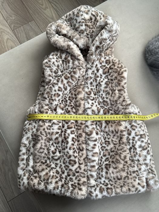 Безрукавка хутряна ZARA розмір 140см !Акційна ціна!