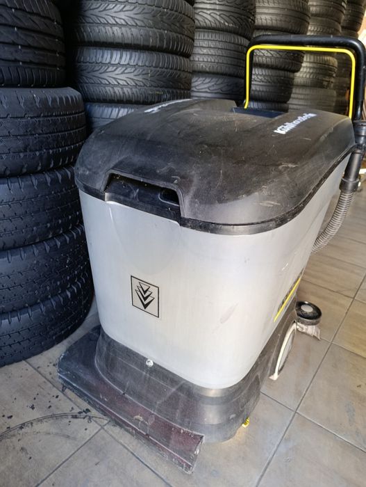 Підлогомийна машина KARCHER BR 40-25